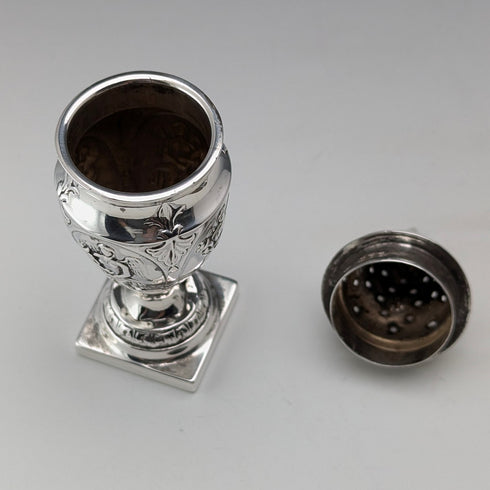 1904 British Vintage Sterling Silver Pepperette Spice Box 50g Thomas Bradbury & Sons